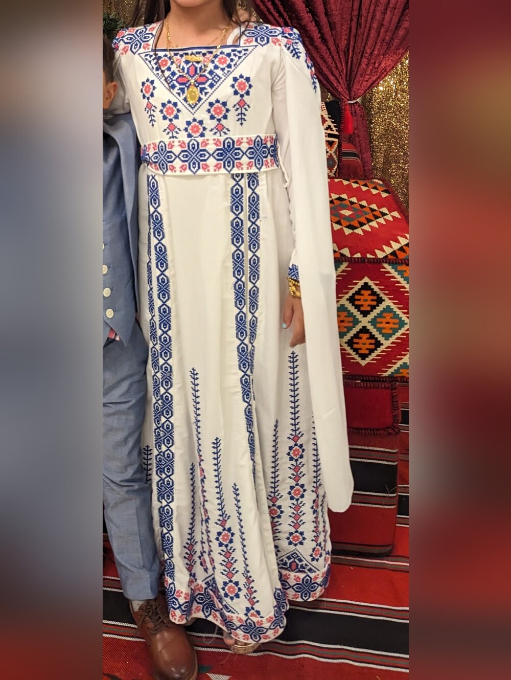 Girls White Embroidered Thobe Dress with Blue Accents